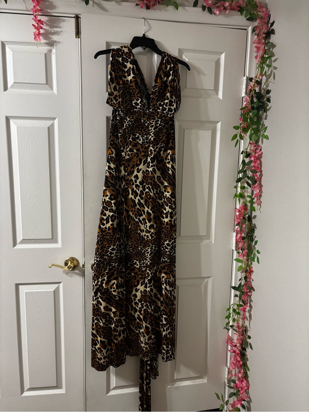VENUS Leopard Print V-Neck Maxi Dress - Brown and Black